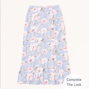 Abercrombie and Fitch dipped waisted midi skirt